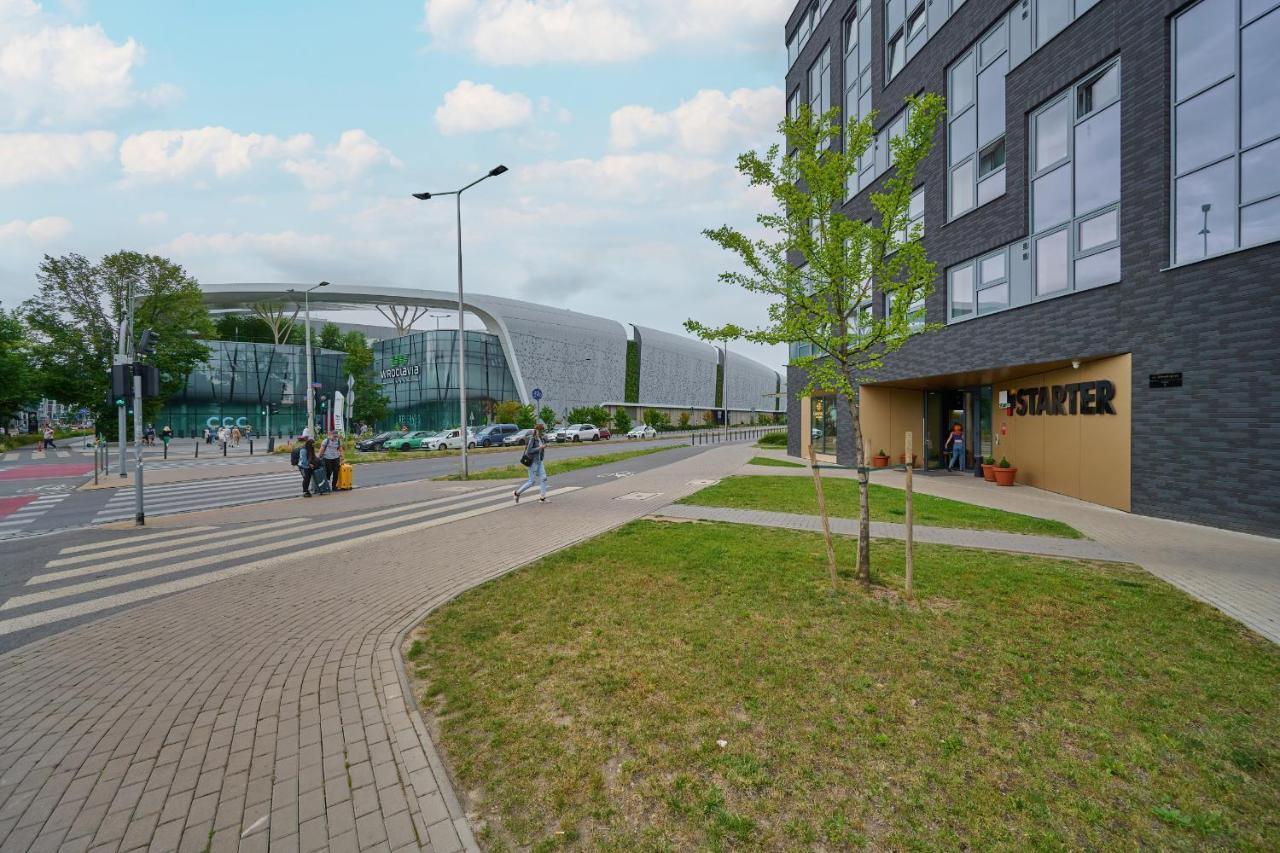 Trendy Studios With Home Office Near Wroclaw Main Station By Noclegi Renters 외부 사진