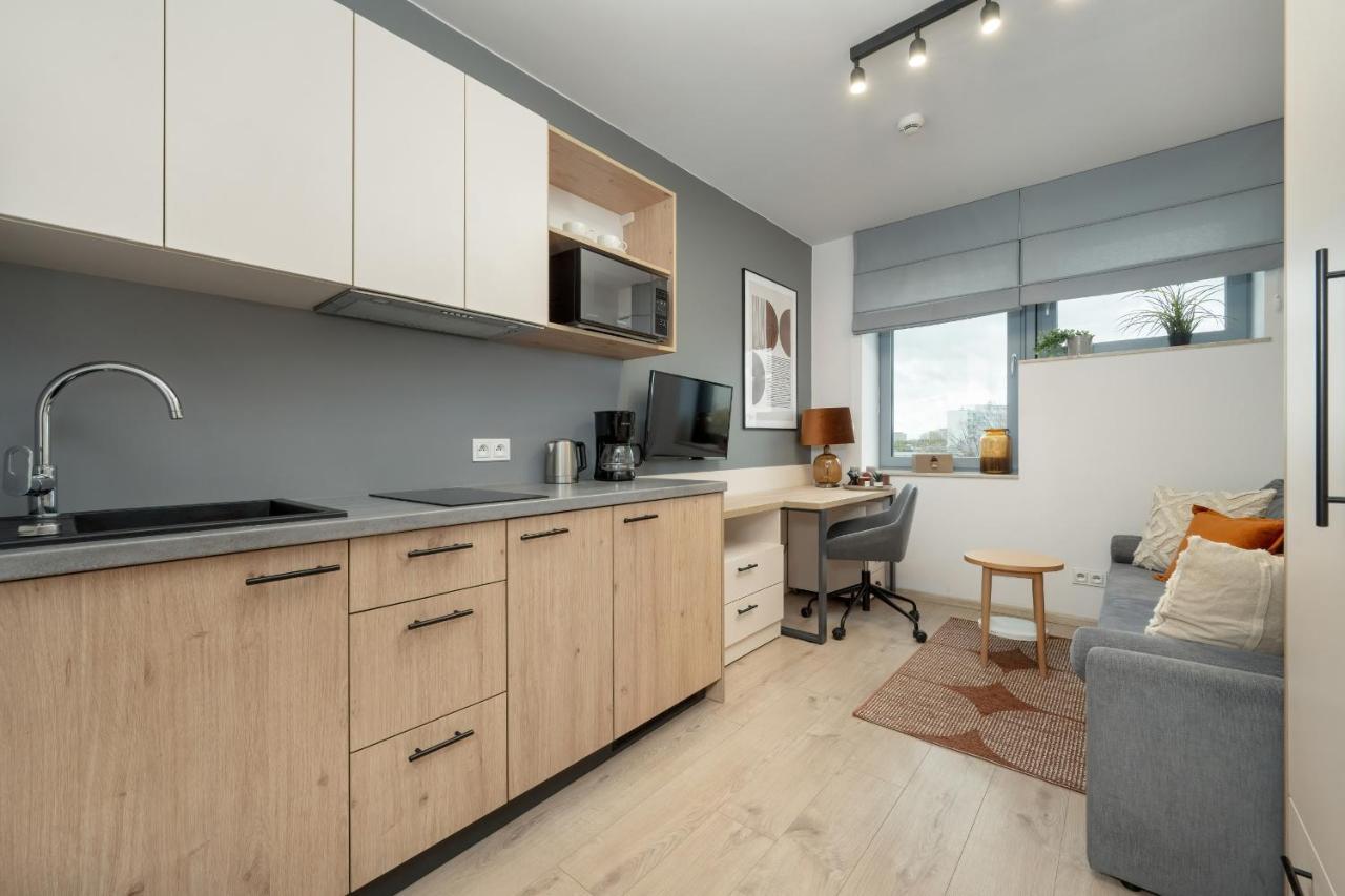 Trendy Studios With Home Office Near Wroclaw Main Station By Noclegi Renters 외부 사진
