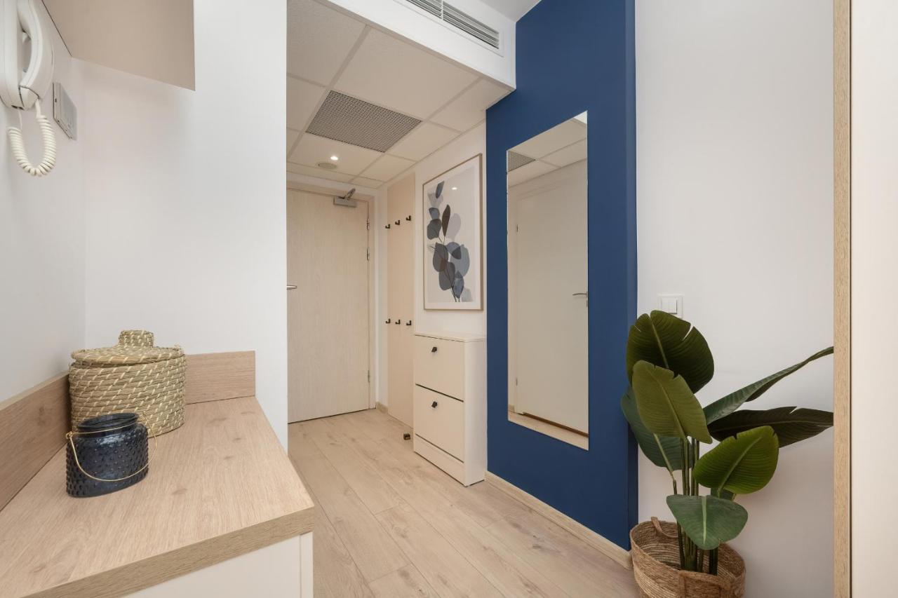 Trendy Studios With Home Office Near Wroclaw Main Station By Noclegi Renters 외부 사진